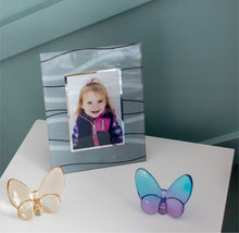 Load image into Gallery viewer, Groovy Edit Glass Photo Frame in Seafoam
